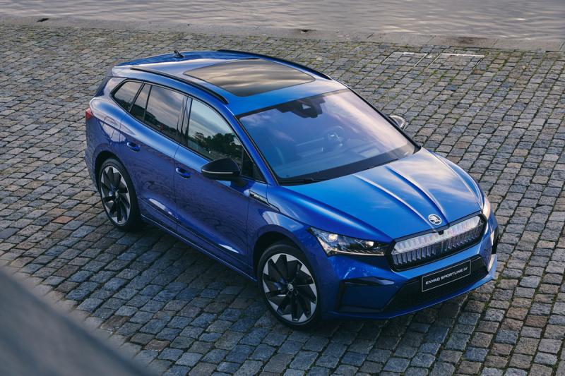 картинка SKODA ELROQ И ENYAQ ПОЛУЧИЛИ ГОСПОДДЕРЖКУ В ВИДЕ СКИДКИ: ИЗВЕСТНЫ ЦЕНЫ И ВЕРСИИ от Свежаяшина.рф