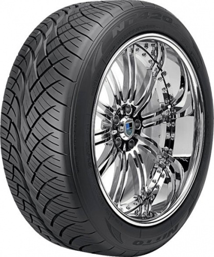 Nitto NT420S 285/45 R22 114H